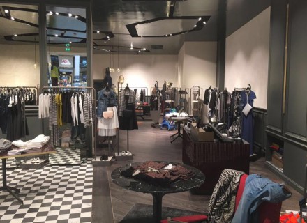 Negozio SISLEY - ARESE SHOPPING CENTER
